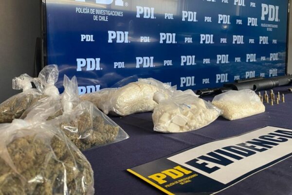 Caen miembros de familia narco viñamarina que mantenían sofisticado sistema de cámaras y droga oculta en cajas fuertes enterradas
